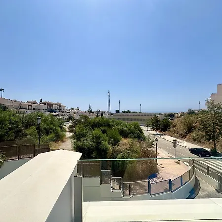 R1379 El Capistrano 21 Apartment